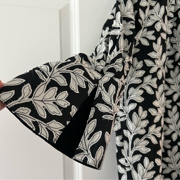 By Anthropologie Popover Blouse - Picture 5 of 14